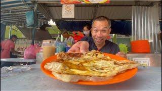 Roti Canai & Carrot Cake(or Chai tow way) for Breakfast at Chinese Roti Canai in Batu Pahat Malaysia