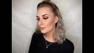 SUPER EASY Red Makeup Look With Glitter!