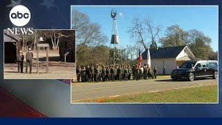 Motorcade pauses at former President Jimmy Carter’s boyhood home