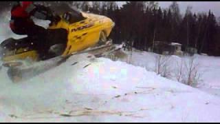 Ski-Doo MXZ 600 crash