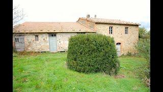 CD657 FOR SALE: Parrano, large farmhouse to restore in the Western part of Umbria