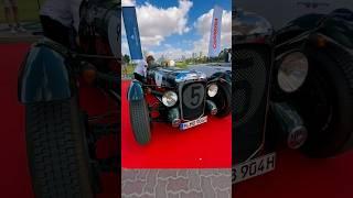 Classic vintage  car  Dubai car show #car #cars #vintage #classic #automobile #dubai #vehicles