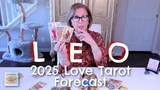 LEO ️ 2025 Love Tarot Forecast: The *right* one won't hesitate to commit (are ya ready for it?!)