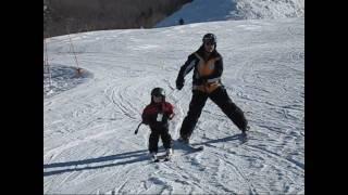 Teddy Skis.wmv