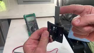 How a Dometic sail switch works - sail switch demonstration with multimeter