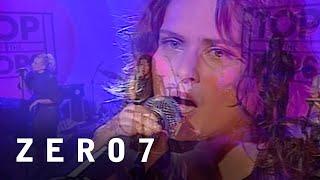 Zero 7 Feat. Sia & Sophie Barker - Destiny (Top Of The Pops, 17 August 2001)