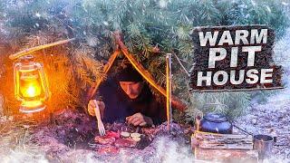 Winter Bushcraft Hike - Natural Shelter in Snowfall - Outdoor Cooking