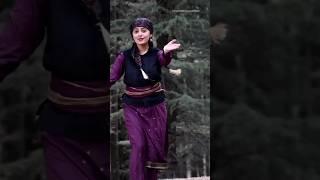Tum Samne baitho Mujhe Pyar Karne Do  #pahadisong #pahadidance #dance #shorts