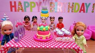 Birthday party ! Elsa & Anna toddlers - Barbie dolls - gifts - games - cake - Hello Kitty theme