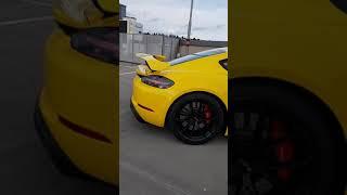 The all new Porsche 718 Cayman GT4 sound ( start up )