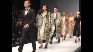 Коллекция "Unbroken" Айжан Жузбай на Mercedez-Benz China Fashion Week