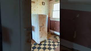 Time Travel: Inside an 1800s Abandoned House ️ #Exploration #HistoricalSites #GhostHunt