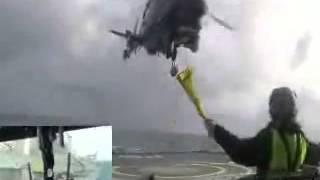 INCREDIBLE HELICOPTER LANDING ON SHIP DURING TEMPEST ! 1