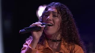 Four Chairs! Mandi Castillo Sings Juan Gabriel's "Así Fue" The Voice Blind Auditions