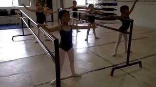 Rhythmworks Dance School: Beginners Ballet class