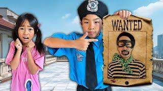 【寸劇】警察官と一緒に泥棒を捕まえよう！　かえであーたん　Kaede and Ahtan Pretend Play Police Catching Runaway Prisoner Adventure