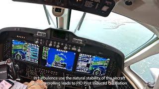 King Air B350 - landing with 50 knots wind in Keflavik - Iceland