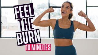 Train With Kayla Itsines - 10 Minute Ab Workout!