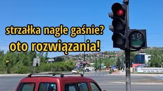 Skręcasz a zielona strzałka nagle gaśnie? Są kraje, które już dawno rozwiązały ten problem.