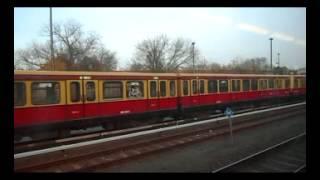 Trieb- und Beiwagen der S- Bahn Baureihe 485 Rangiergleise Berlin- Erkner Linie S3