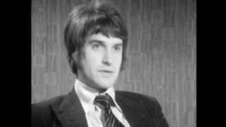 The Kinks - Dave and Ray Davies interview (1968)