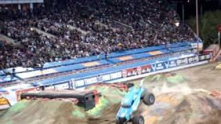 Avenger - 2009 Monster Jam World Finals