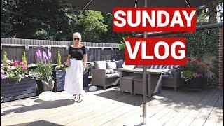 I Love Skirts & I Gave Myself A Bad Haircut - SUNDAY VLOG