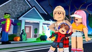 ROTINA DECORANDO NOSSA CASA PARA O HALLOWEEN! Family Roleplay - ROBLOX