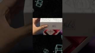 Budget cube VS flagship cube! #rubikscube #cubing #rubik