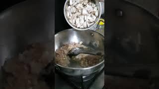 Easy Mushroom Stroganoff Recipe | How To Make Mushroom Stroganoff | Creamy Veg Stroganoff