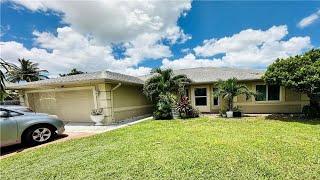 GOLDEN GATE CITY Naples Florida Homes and Real Estate for Sale by Steven Chase.