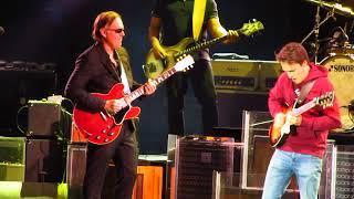 Joe Bonamassa & Matteo Mancuso - Breaking Up Somebody's Home - Berlin am 18.04.2024