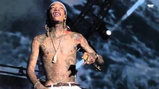 Wiz Khalifa Performs 'See You Again' Live At Cali Christmas 2015