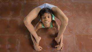 Bendy Boy: Hyper-Mobile Teen Has Extreme Flexibility