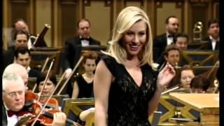 JOHANN STRAUSS - arie din opereta LILIACUL - IRINA BAIANT