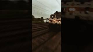 wap7 vs vande Bharat #shorts #vandebharat #train #youtubeshorts