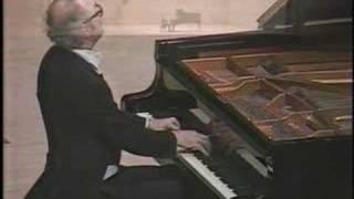 Brendel plays in Japan an all Liszt's piano programm