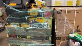 I Bought a Pallet of Dewalt and Milwaukee Customer Returned Tools! Unboxing Video!