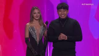 SeanDoesMagic & Alexa Rivera give the Food Award to Cooking with Lynja | 2022 YouTube Streamy Awards