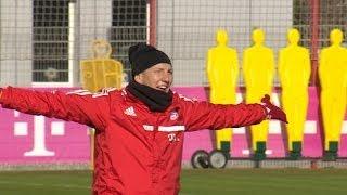 Bastian Schweinsteiger Fußballgott @ Training