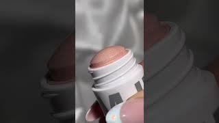 Milk Makeup Highlighter in Shade Turnt: Swatches & Review!  #milkmakeup  #makeup