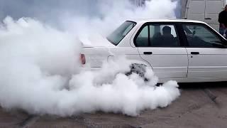 BMW e30 burnout palenie gumy 2.5 24v