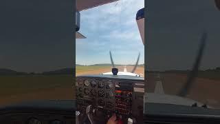 Cessna 172 Takeoff  #aviation #aviationdaily #cessna #takeoff