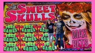 18 JUEGOS GRATIS  SWEET SKULLS SLOT MACHINE * MAX BETS * FULL SCREEN *