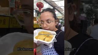 The world’s stinkiest fruit?? Trying Durian in Singapore  #singapore