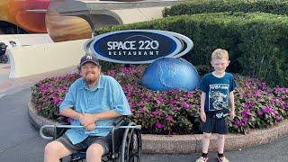 Epcot: Lots of Space & A Little Bit of Land, Space 220 Lunch