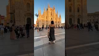 Duomo Di Milano #italy #italytravel #travelblogger #backlessdress #fashion #girltravel #outfit