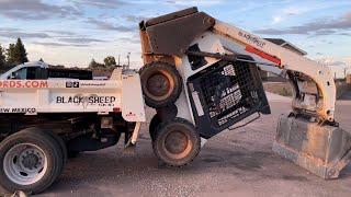 SATISFYING Skid Steer Skills - loading without ramps!