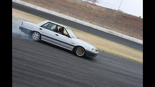 NA R31 Skyline drifting Calder Park Thunderdome