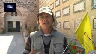 Vietnamese group leader sharing his experience in the Holy Land